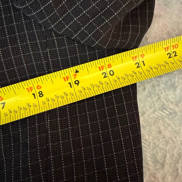 Garfield & Marks Black Checkered Button Down Jacket 12 - Picture 7 of 8